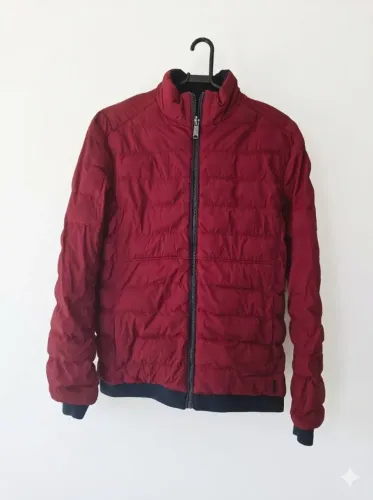 Jaqueta Timberland Reversível Pluma de Ganso - Vinho / Azul (Impecável)