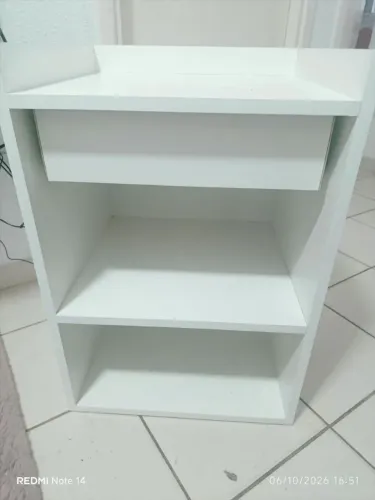 Criado mudo