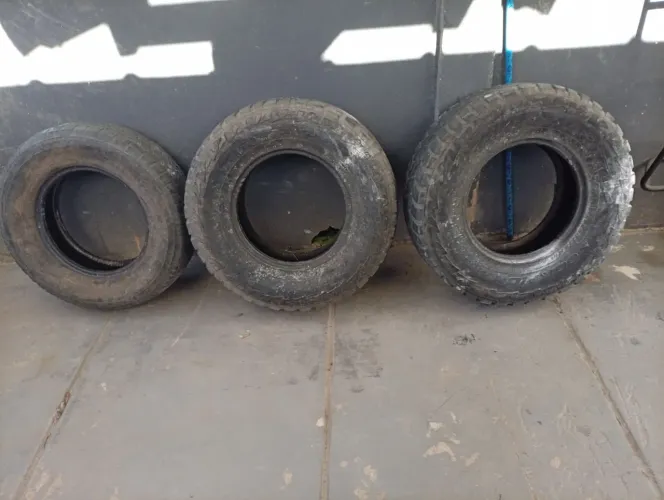 3 pneus,2 Scorpions para todo terreno,e um pra sterp aro 16