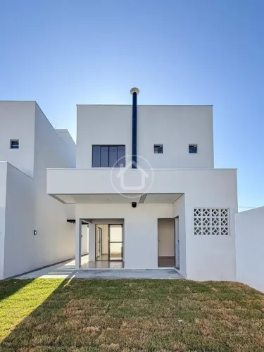 SOBRADO 3 QUARTOS SENDO 1 SUITE
