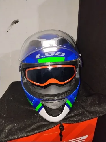LS2 ESTREAM EVO EDGE N:56 Com óculos interno novo sem uso 