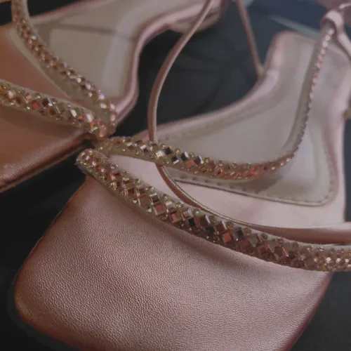 Sandália Maria Isabel Rose Gold com Strass - Nova, Nunca Usada - Tam. 38