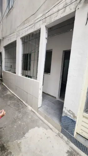 Alugo casa