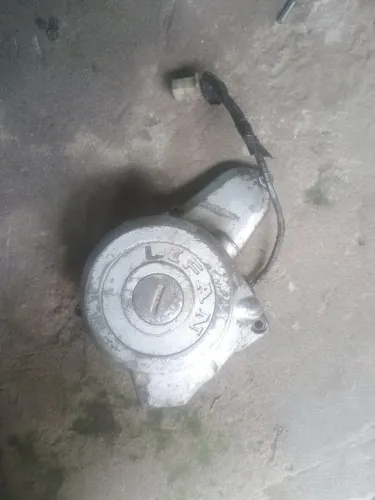 Tampa lateral do motor lifan, envio olx pay