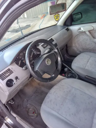 Volkswagen Gol Geração III Plus 1.0 MI 16V Gasolina Mec. 2P 2001