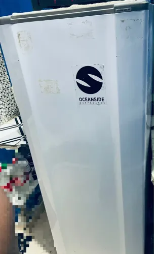 Vendo uma geladeira