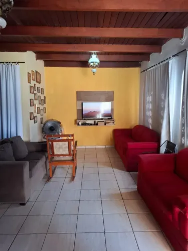 VENDO CASA NO JD. CALIFORNIA