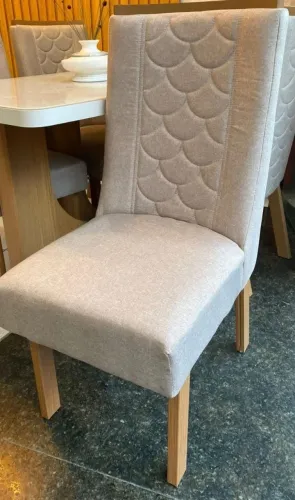 Cadeiras nova na caixa