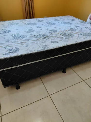 Por 350. - Cama casal - Acoplada