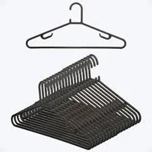 Kit com 90 Cabides Pretos - Modelo Adulto Resistente