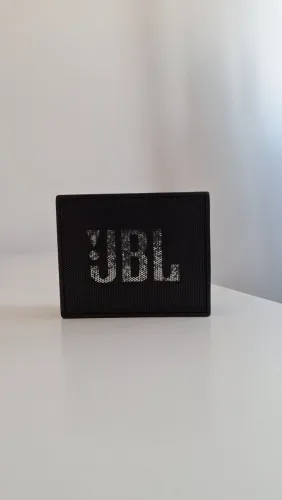 Caixinha de som JBL GO 1° geração usada
