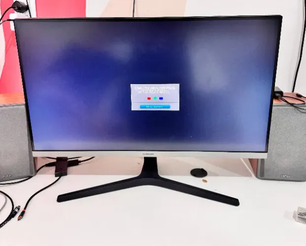 Monitor Samsung UR550 28" 4K UHD (LU28R550)