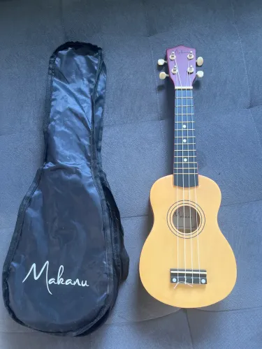 UKULELE