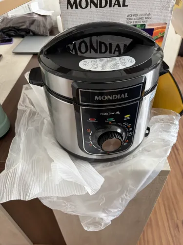 Panela de pressão elétrica
