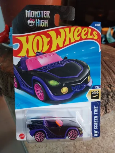 Carrinho Hot Wheels Monster High