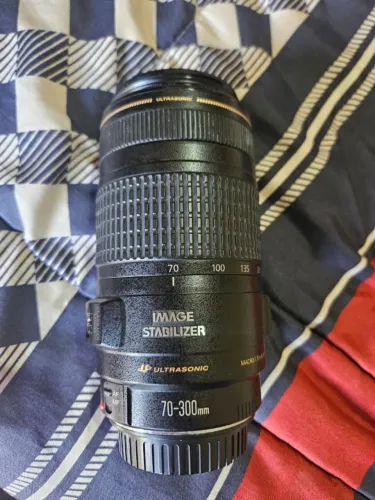 Canon EF 70-300mm f/4-5.6 IS USM ? Excelente estado