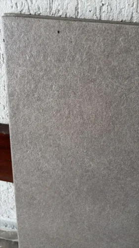 2 Peças de Piso / Porcelanato Cinza Cimento 60x60cm (~0,72m²)