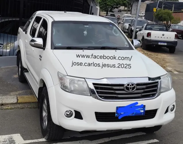 Toyota Hilux CD SRV 4X4 2.7 Flex 16V Aut. 2015