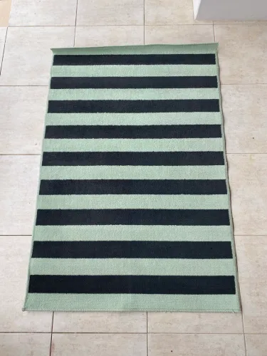 Tapete listrado 1,00 x 1,60 - usado (lavado)