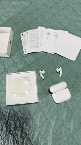 AirPods 3