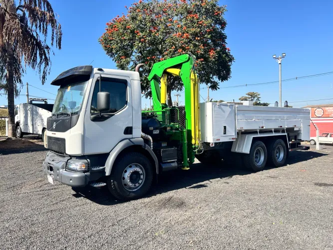 Volvo Vm 270 6x4 Munck Borracheiro