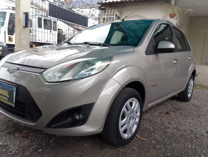 Ford Fiesta 1.6 8V Flex/class 1.6 8V Flex 5P 2013