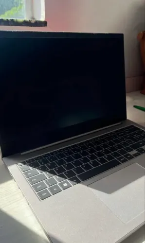 Notebook Samsung Book E20