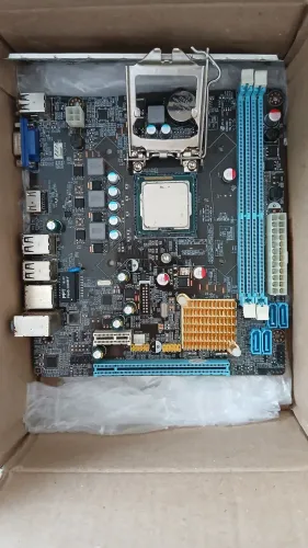 ?Kit Placa-Mãe LGA 1155 + i3-2120 + Cooler (No Estado / Não Testado)