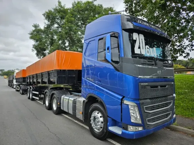 Volvo FH 540 6X4 Bug Leve Mola Ano 20 Globetrotter Rodocaçamba NOMA Titanium 19 S/pneus