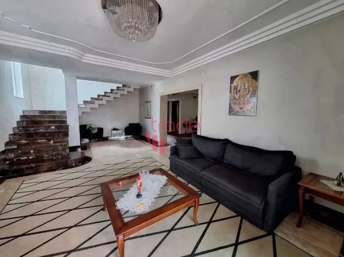 Casa Comercial ou Residencial para Venda ou Locação com 4 Suítes Localizada no Bairro Jard