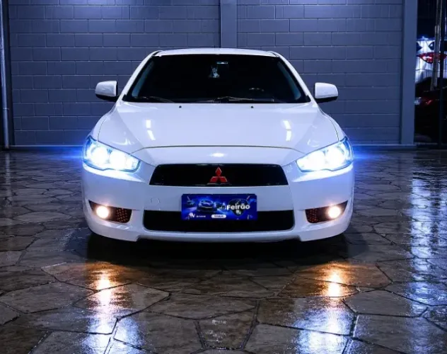 Mitsubishi Lancer 2.0 16V 160cv Aut. 2013