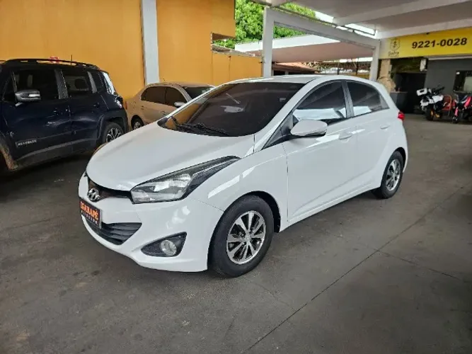 HB20 com todos opcionais disponíveis, versão mais completa.