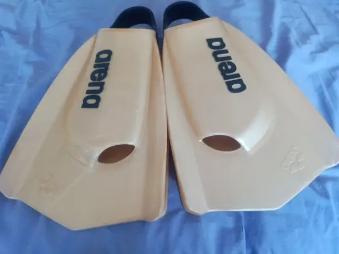 Nadadeira Natação Arena Powerfin Pro II