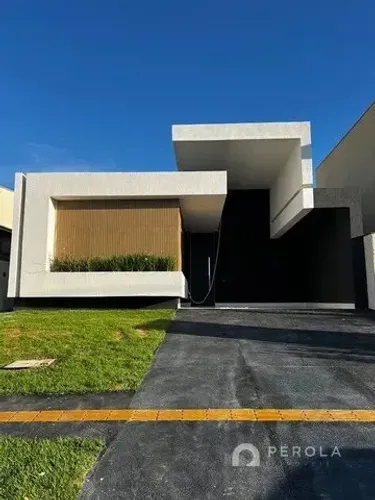 Casa de Condomínio em Jardim Veneza - Senador Canedo