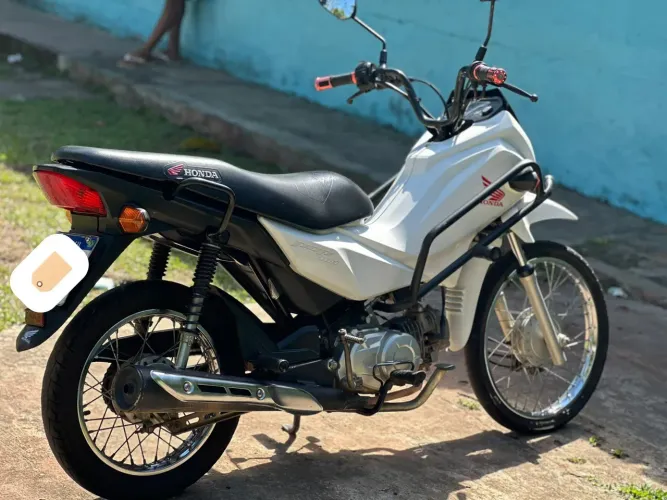 Moto Honda pop 110i moto está em estado de zero perfeita motor está excelente muito nova