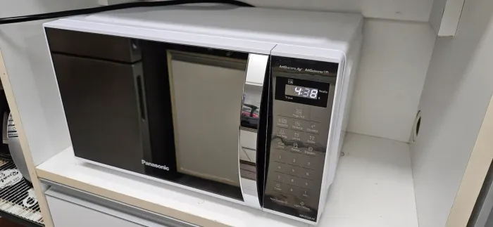 Microondas Panasonic 21L