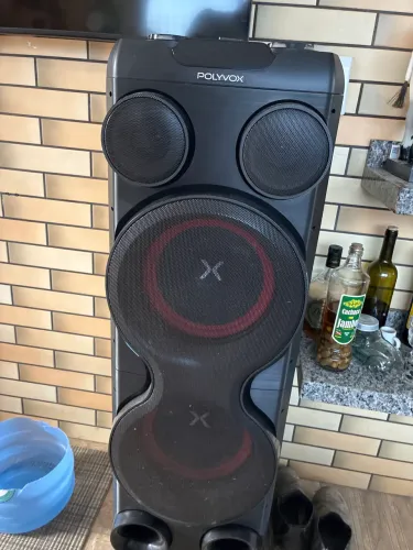 CAIXA DE SOM POLYVOX 2.200wats vendo ou troco por PS5