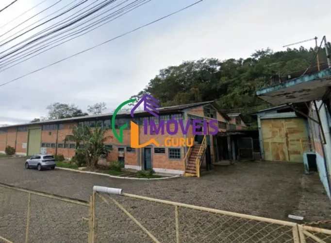 GALPÃO - FUNDOS - SC