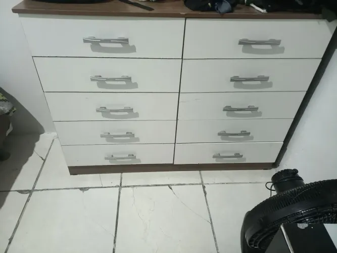 Cômoda 10 gavetas