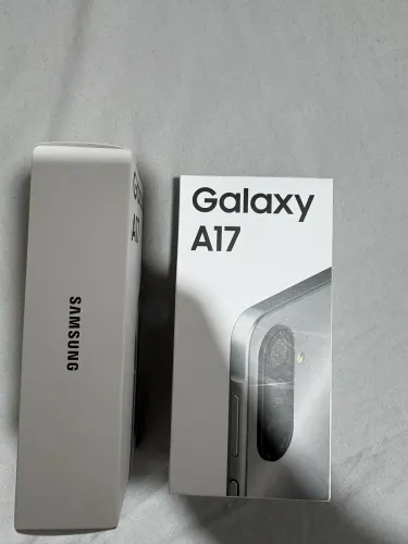 Samsung Galaxy A17 com IA, 256gb, 8gb RAM. Tela de 6,7