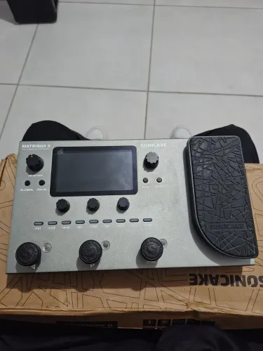 Pedaleira matribox 2+ controladora chocolate