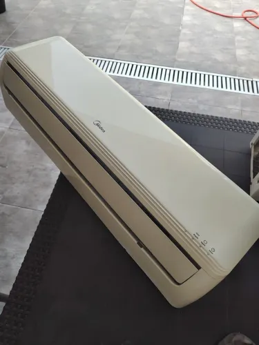 Evaporadora de Ar Condicionado 18.000 BTUs Frio 