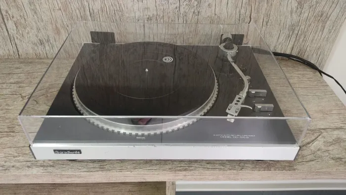 Tampa acrilica pra toca disco gradiente dd100 e dd200, n polyvox, marantz, sansui, Sony,