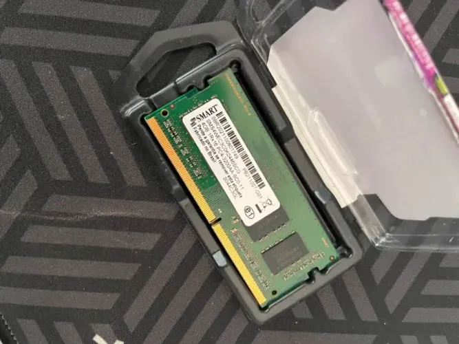 Memória RAM DDR4 4GB 3200MHz SODIMM - Excelente Estado