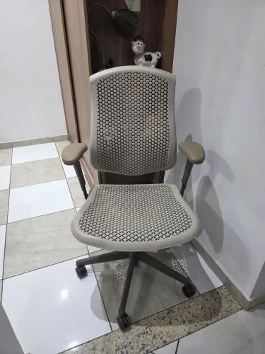 Cadeira de escritório Herman Miller