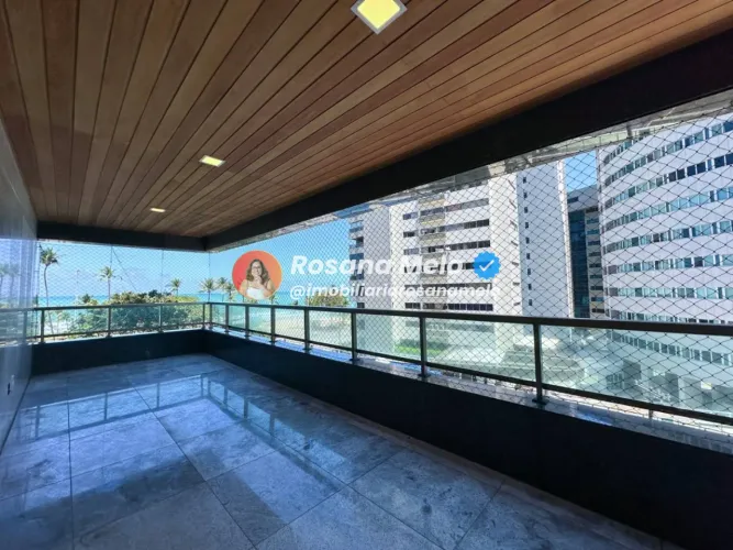 Apartamento Para Vender com 4 quartos 4 suítes no bairro Boa Viagem em Recife