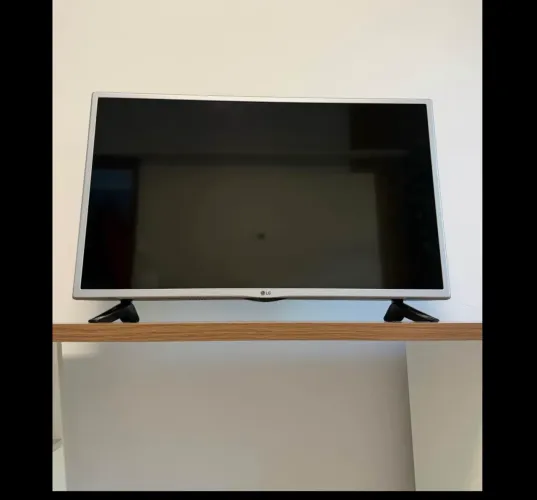 TV LG LED 32 ?.   32LJ520B Full HD - Excelente Estado