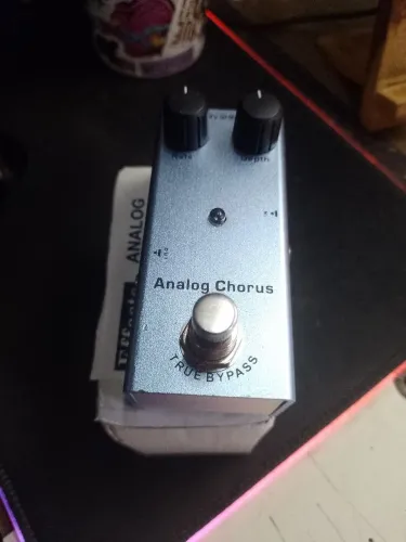 Pedal Analog Chorus Analógico