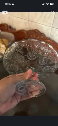 O esquema peça de cristal transparente