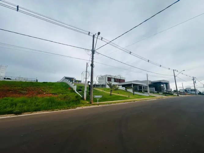 Terreno à venda em Indaiatuba, Parque Residencial Indaiá, com 1200 m²